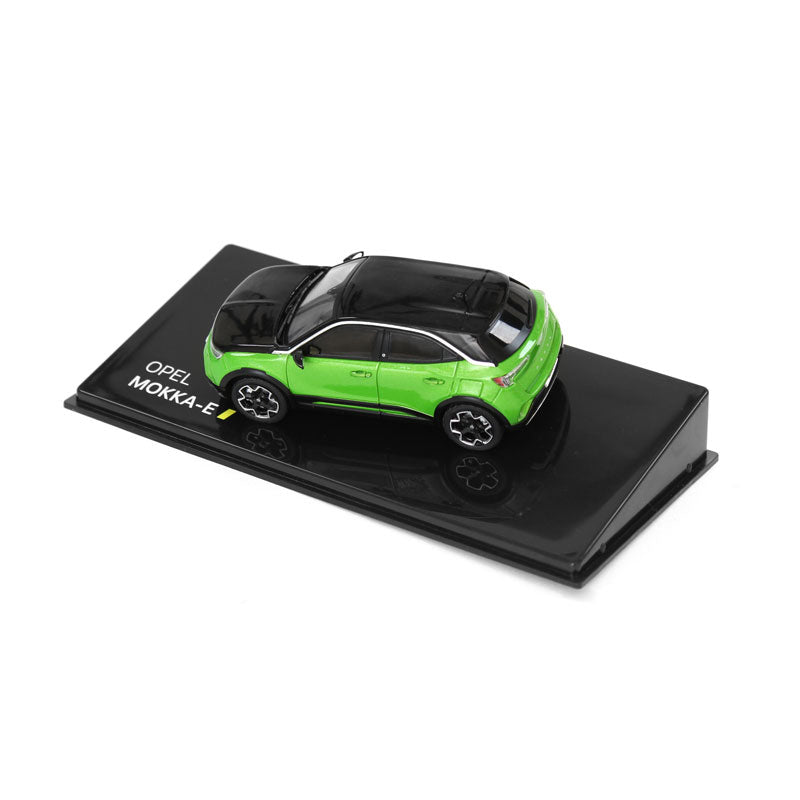Opel Mokka-e Modellauto 1:43 (Matcha Grün)