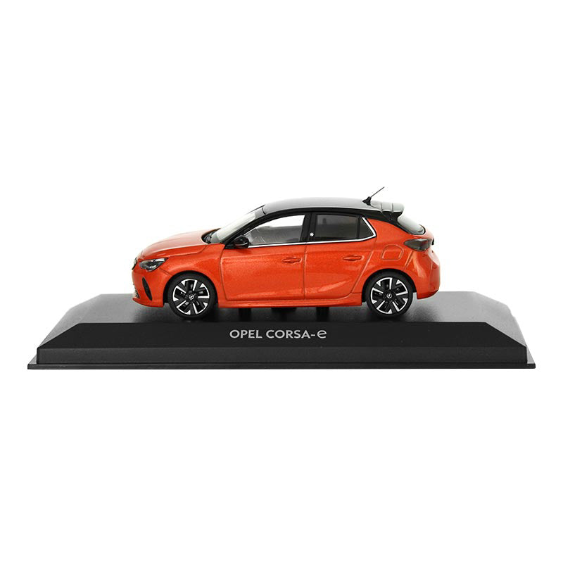 Opel Corsa-e (F) Modellauto 1:43 (Power Orange)